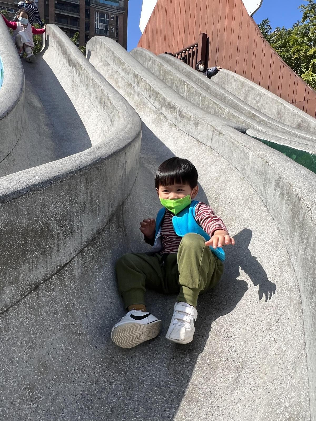 溫州公園曬曬太陽看鴿子
